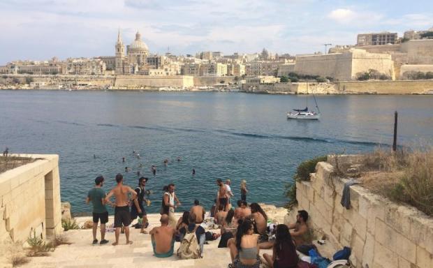 manoel island swiming