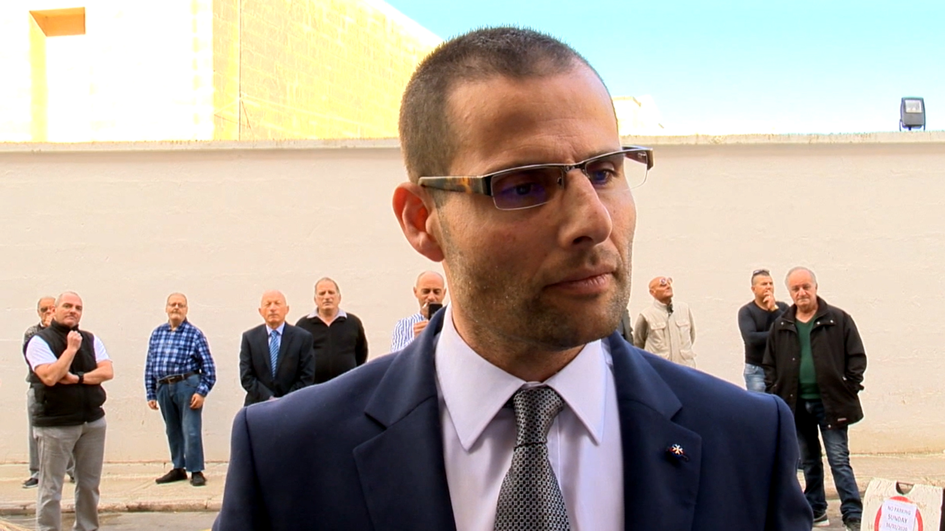 Robert A Rella F'nofs skandlu jaħraq...ma ssirx l-intervista ta' Robert Abela - NETnews
