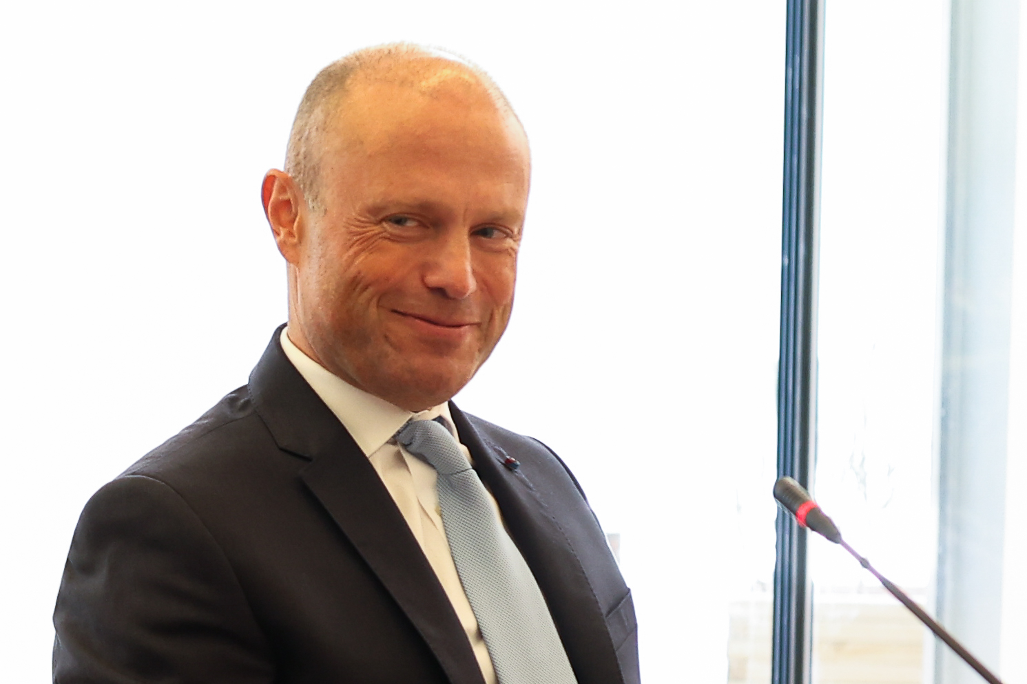 Is-soluzzjoni ta' Muscat għat-traffiku hi li tmur 
