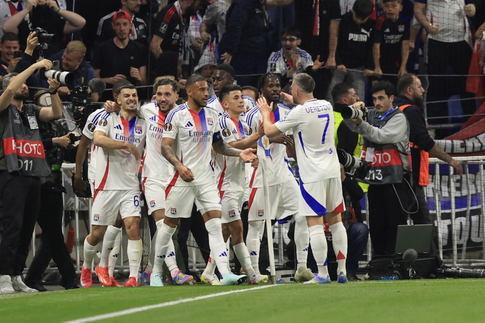 Tmiem Tmiem drammatiku bejn Manchester United u Lyon - NETnews