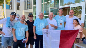 Il-Maltin jiċċelebraw is-suċċess ta' James Camilleri fid-Double Ironman Ultra fl-Awstrija (ritratt Malta Daily)