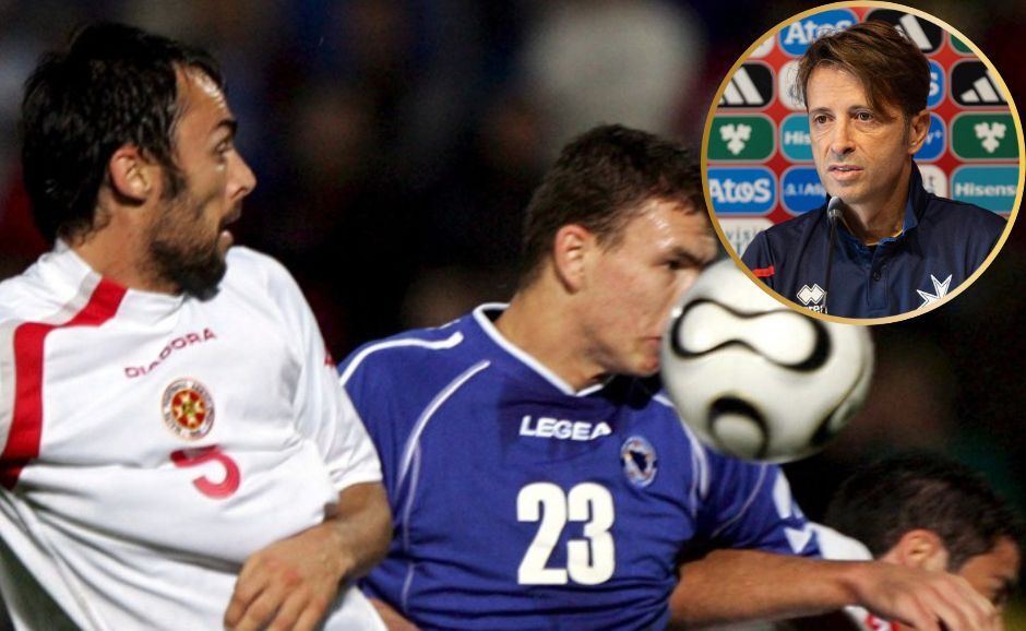 Azzjoni mill-aħħar partita bejn il-Bożnija u Ħerżegovina u Malta, li ntlagħbet f'Ġunju tal-2007. (Fiċ-ċirku - il-kowċ nazzjonali Malti, Emilio De Leo)