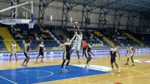 Hibernians jibdew id-difiża tat-titlu b’rebħa