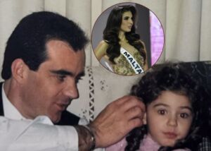 Julia Ann kien ghad kellha biss seba' snin meta missierha David Clluett, miet.