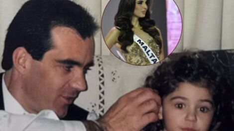 Julia Ann kien ghad kellha biss seba' snin meta missierha David Clluett, miet.