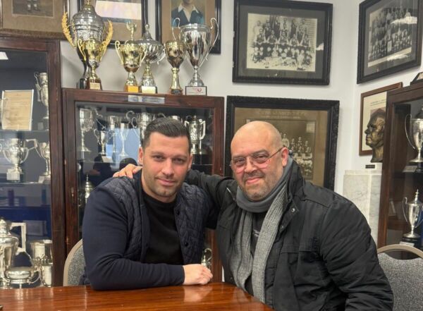 Id-Direttur Tekniku l-ġdid ta' Sliema Wanderers, Mark Scerri flimkien mal-President ta' Sliema Wanderers, Keith Perry.