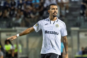 Lucas Villela (ritratt ta' CM Photography)