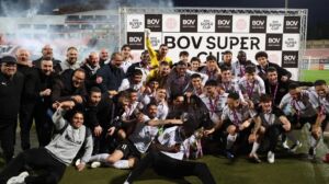 Hibernians jiċċelebraw ir-rebħ tas-Super Cup għall-ħames darba fl-istorja (Ritratt ta' Joseph Galea)