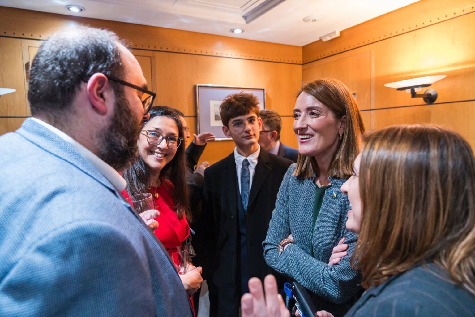 Kif Inhi Il-President Roberta Metsola f’laqgħa mal-Prim Ministru tar-Renju Unit ...