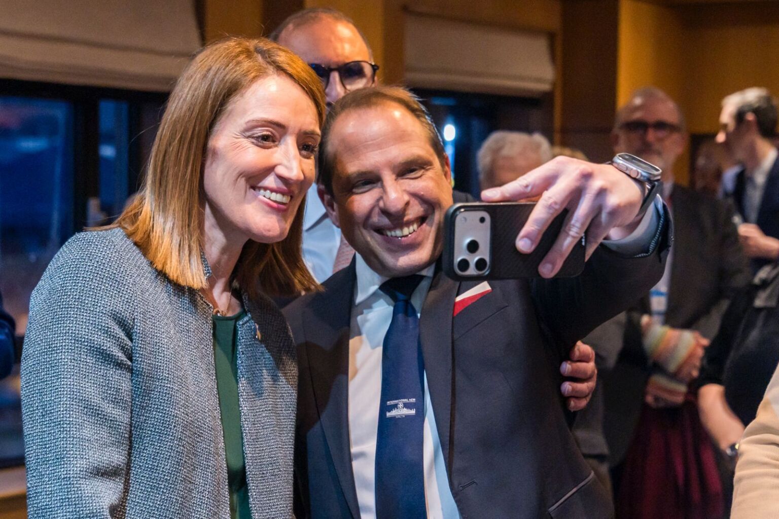 Kif Inhi Il-President Roberta Metsola f’laqgħa mal-Prim Ministru tar-Renju Unit ...